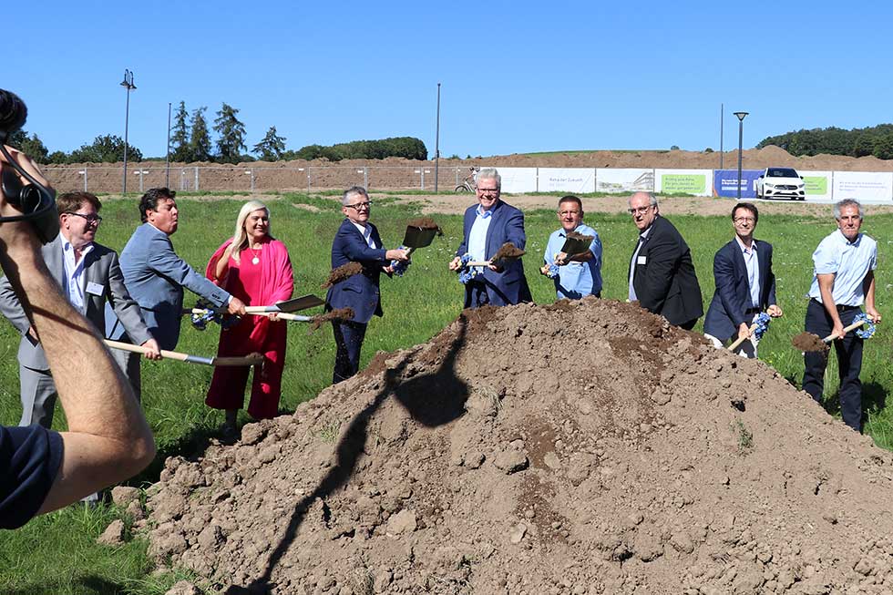 Feierlicher Spatenstich:  Baubeginn für neue Reha-Klinik in Bayreuth Feierlicher Spatenstich:  Baubeginn für neue Reha-Klinik in Bayreuth